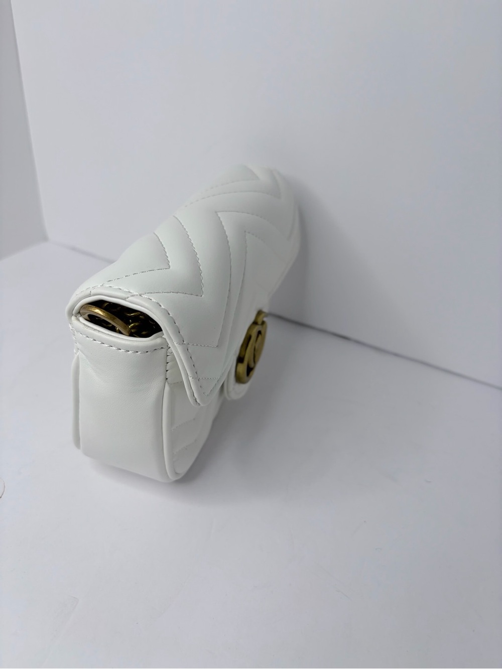 Gucci White Quilted Mini Crossbody with Gold Double G - Picture 8 of 10
